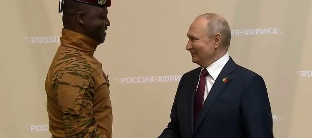 Sommet Russie Afrique Vladimir Poutine Promet De Livrer Gratuitement