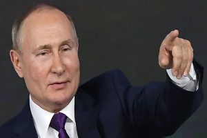 le-president-russe-vladimir-poutine-lors-de-sa-conference-de-presse-annuelle-le-23-decembre-2021-a-moscou_6335366