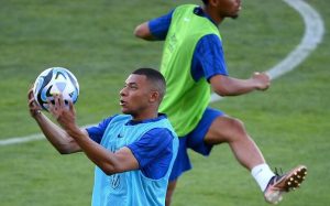 FBL-EURO-2024-QUALIFIER-FRA-TRAINING