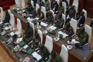 Les-chefs-d-etat-major-de-la-Cedeao-reunis-a-Abuja-pour-discuter-de-la-situation-politique-au-Niger-le-2-aout-2023-1683896