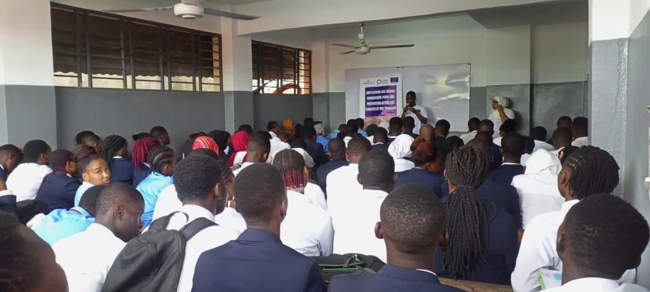 Lutte contre les Fake News : le Repprelci sensibilise les étudiants de l’ISP d’Abobo