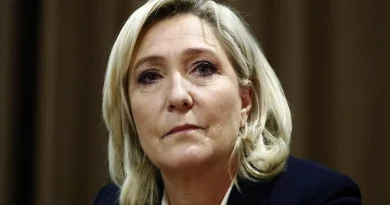 Marine Le Pen sera jugée pour soupçons de détournement de fonds européens