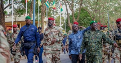 Guinée : la France accusée de manœuvrer pour éterniser Doumbouya au pouvoir