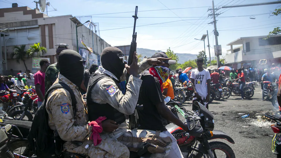 haiti-port-au-prince-policiers-armes