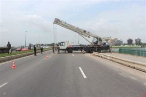 Côte d’Ivoire : une femme se jette dans la lagune du pont De Gaulle