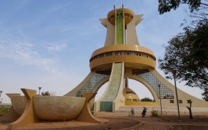 Burkina Faso : plus 30 millions de dollars de la BAD pour renforcer la résilience des jeunes et des femmes