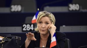 Marine Le Pen jugée à Paris pour détournement de fonds européens
