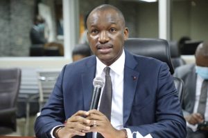Côte d’Ivoire: le gouvernement réagit à la polémique sur l’homosexualité