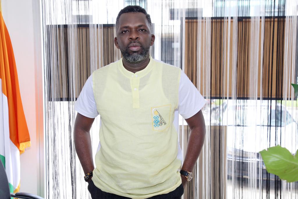 Roger Bango, l’autre regard de la mode en Côte d’Ivoire