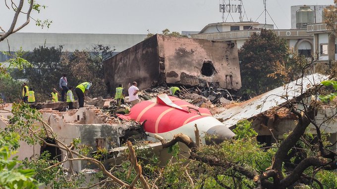 Crash du vol Air India 171 : un seul survivant retrouvé parmi 242 passagers