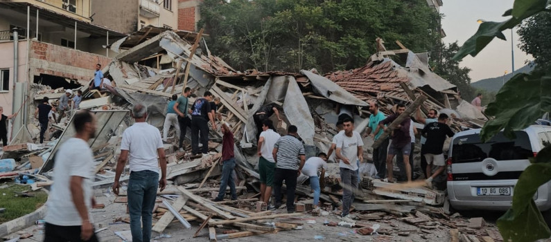 Un séisme de magnitude 6,1 secoue la Turquie