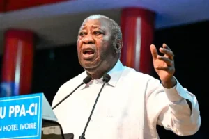 Présidentielle 2025 : Laurent Gbagbo dépose la candidature de Laurent Gbagbo à la CEI