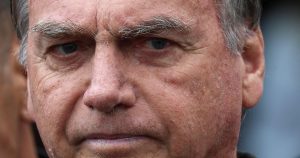 Brésil : l’ex-président Jair Bolsonaro hospitalisé après un malaise